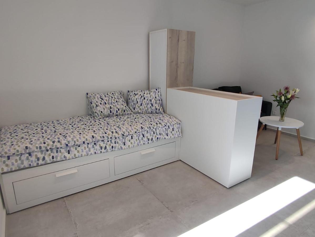 Studio Apartman Irma Cervar Poreč Extérieur photo