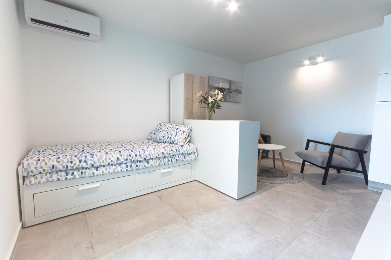 Studio Apartman Irma Cervar Poreč Extérieur photo